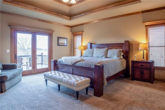 1824 N 700 Road, Baldwin City, KS 66006