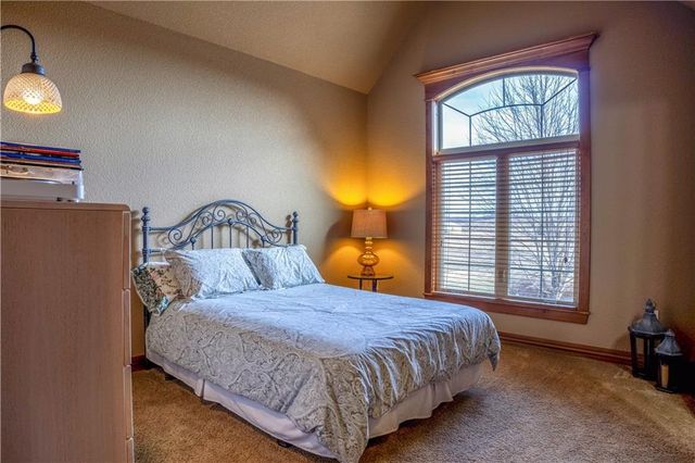 1824 N 700 Road, Baldwin City, KS 66006