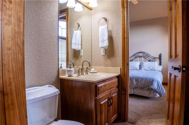 1824 N 700 Road, Baldwin City, KS 66006