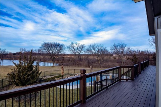 1824 N 700 Road, Baldwin City, KS 66006