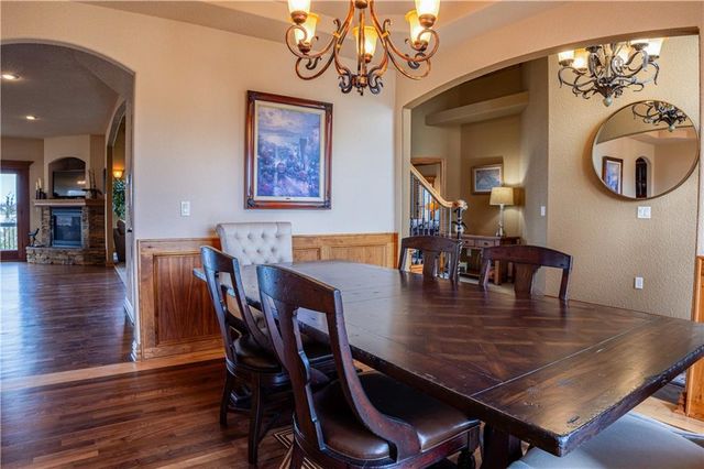 1824 N 700 Road, Baldwin City, KS 66006