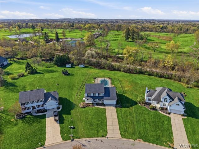 22 Ranch Trail Court, Orchard Park, NY 14127