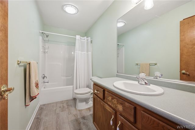 22 Ranch Trail Court, Orchard Park, NY 14127