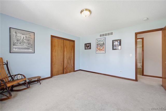 22 Ranch Trail Court, Orchard Park, NY 14127