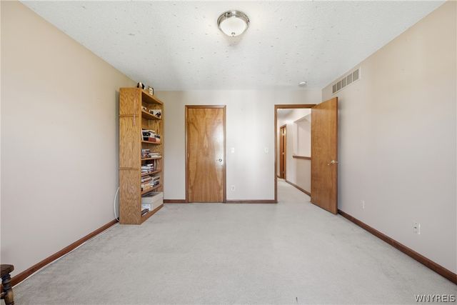22 Ranch Trail Court, Orchard Park, NY 14127