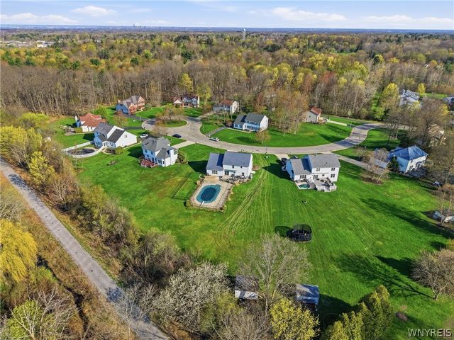 22 Ranch Trail Court, Orchard Park, NY 14127