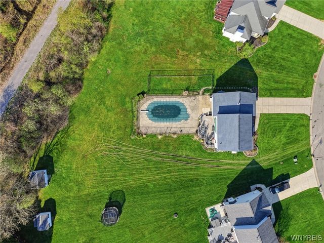 22 Ranch Trail Court, Orchard Park, NY 14127