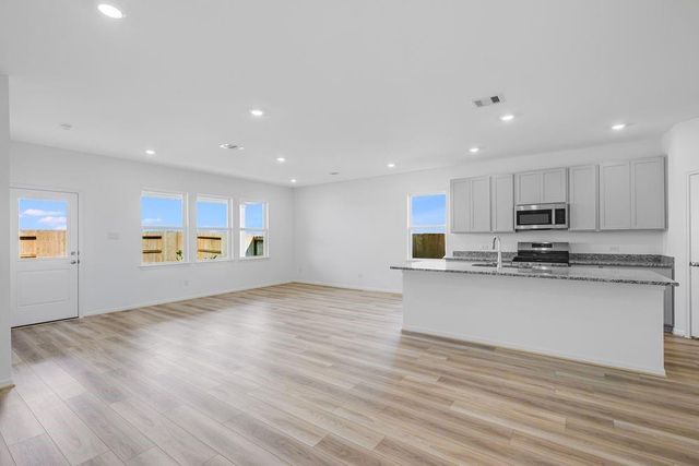 614 Yaupon Holly Drive, Rosenberg, TX 77741