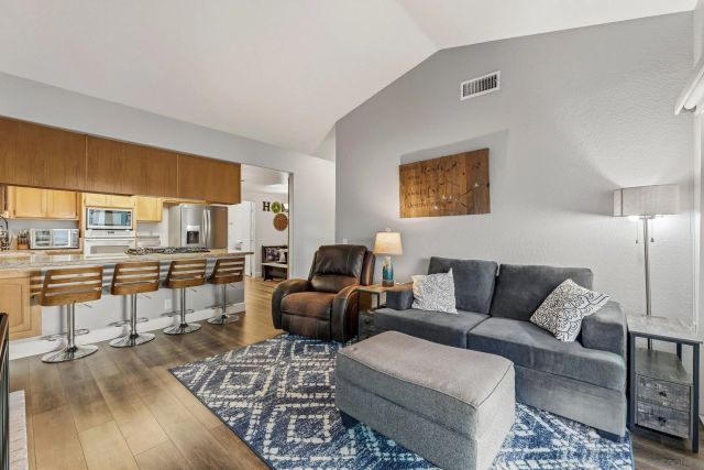 849 Muirfield Drive, Oceanside, CA 92058