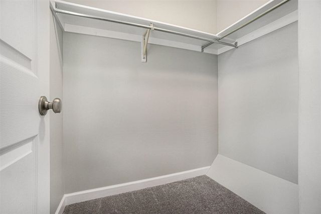 2190 Quail Run Drive, Kalamazoo, MI 49009