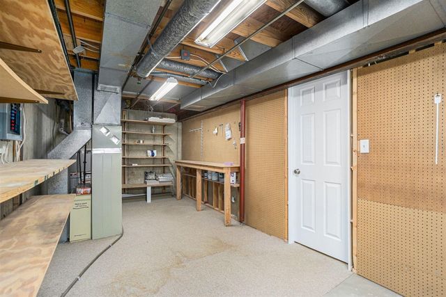 2190 Quail Run Drive, Kalamazoo, MI 49009