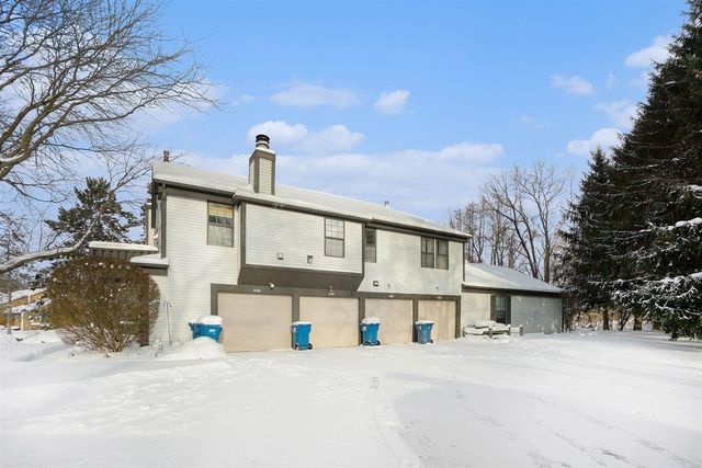 2190 Quail Run Drive, Kalamazoo, MI 49009