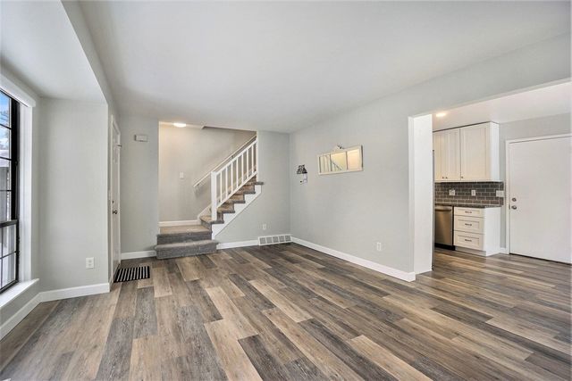 2190 Quail Run Drive, Kalamazoo, MI 49009