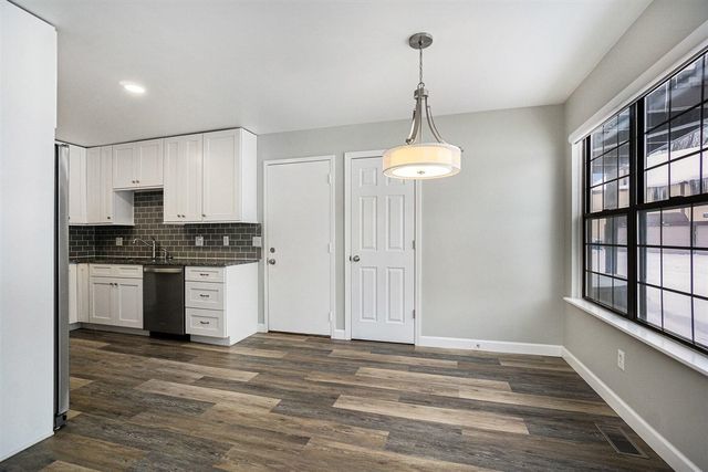 2190 Quail Run Drive, Kalamazoo, MI 49009