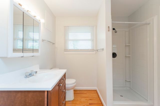 501 W Old Hickory Blvd UPPER, Madison, TN 37115