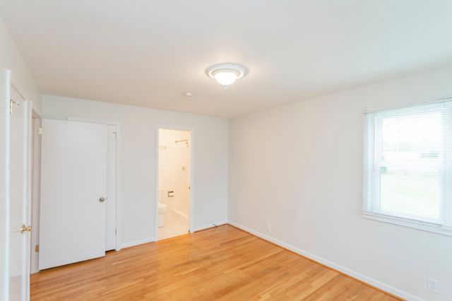 501 W Old Hickory Blvd UPPER, Madison, TN 37115