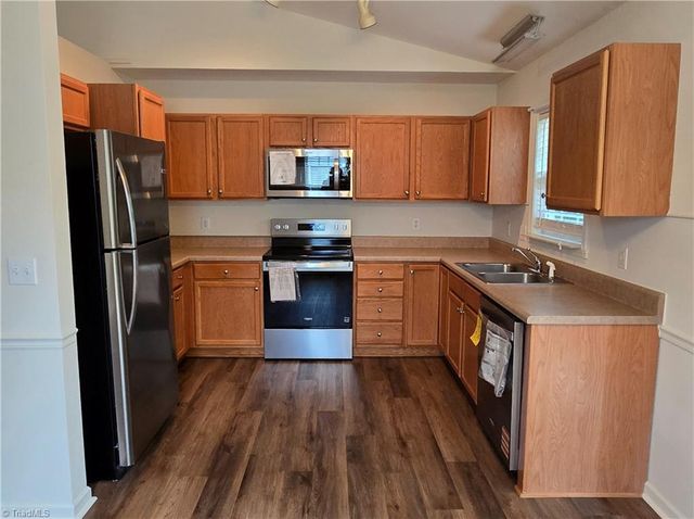 2447 Mid Salem Drive, Winston-salem, NC 27103
