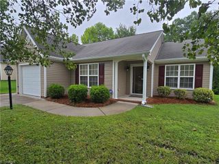 2447 Mid Salem Drive, Winston-salem, NC 27103