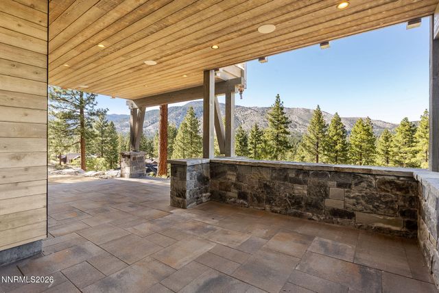 302 Senecas Court, Carson City, NV 89705