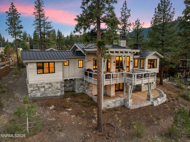 302 Senecas Court, Carson City, NV 89705