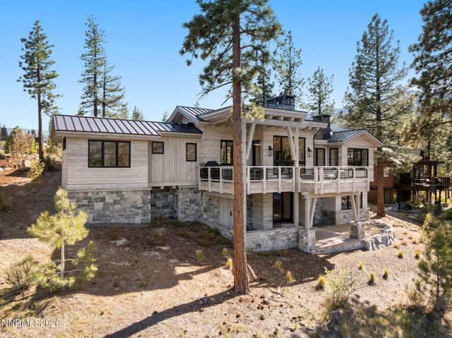 302 Senecas Court, Carson City, NV 89705