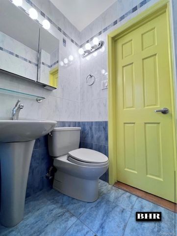 2615 Homecrest Avenue 1B, Brooklyn, NY 11235