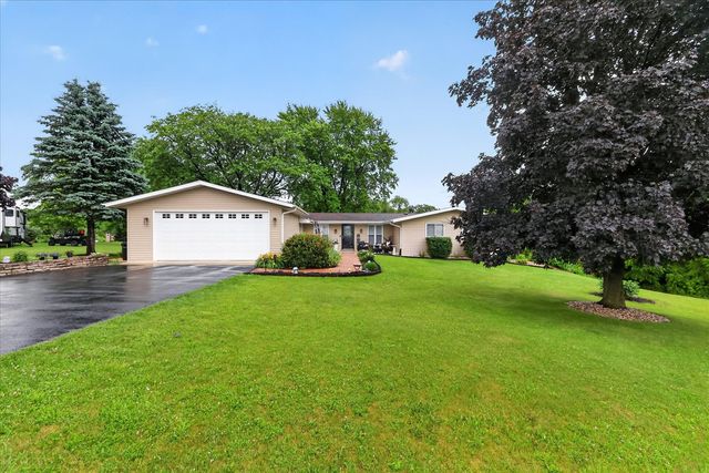 10721 GROVER OAKS, Roscoe, IL 61073
