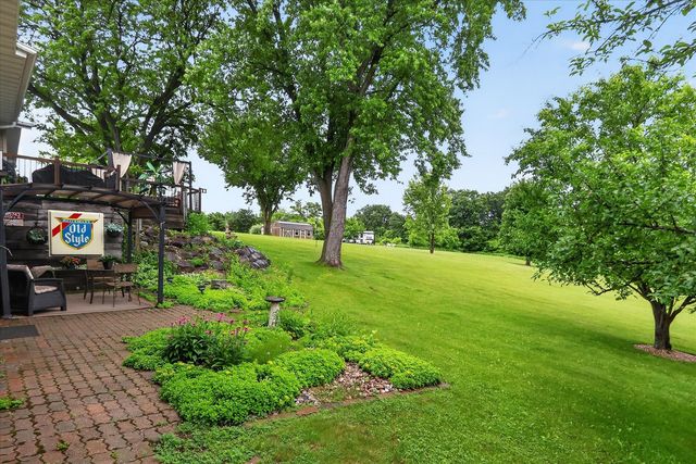 10721 GROVER OAKS, Roscoe, IL 61073