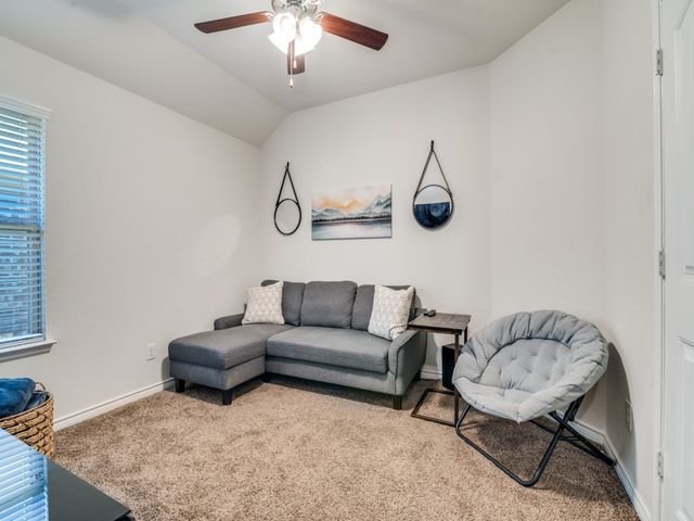 634 Jamestown Lane, Fate, TX 75189