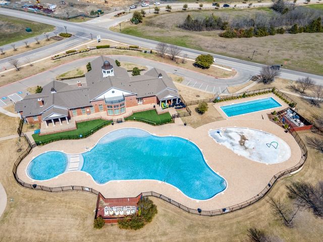 634 Jamestown Lane, Fate, TX 75189