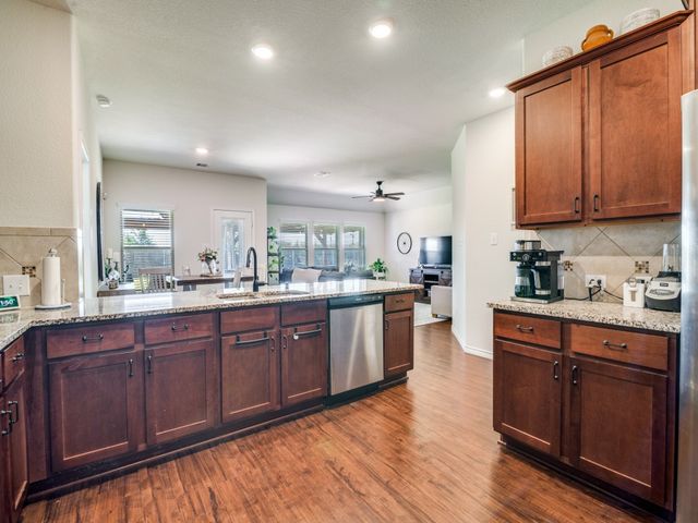 634 Jamestown Lane, Fate, TX 75189