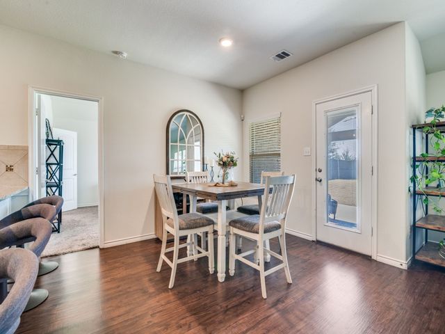 634 Jamestown Lane, Fate, TX 75189