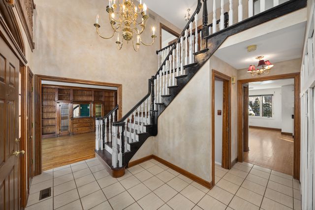 14301 Wooded Path Lane, Orland Park, IL 60462