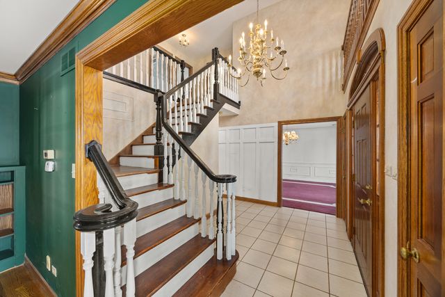14301 Wooded Path Lane, Orland Park, IL 60462