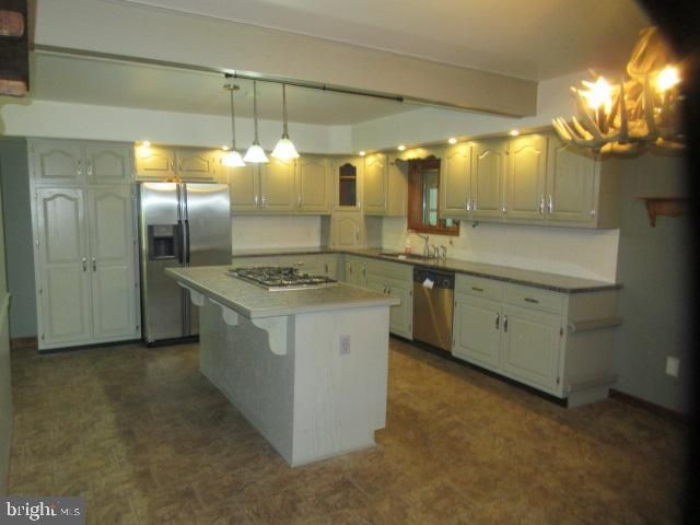 279 MILLER RD, Halifax, PA 17032