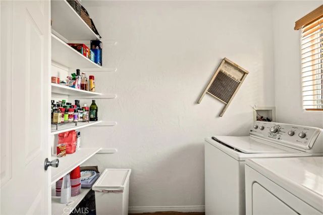 30701 Knoll View, Running Springs, CA 92382