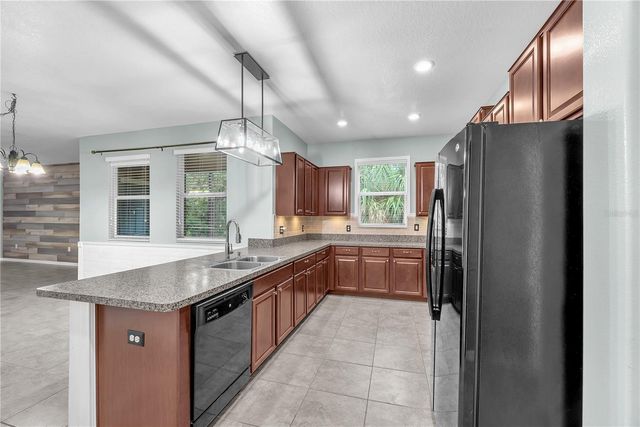 10537 LAKE MONTAUK DRIVE, Riverview, FL 33578