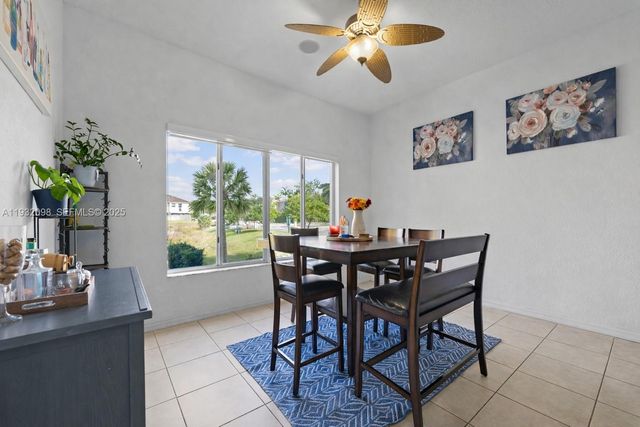 2467 SE 19th St, Homestead, FL 33035