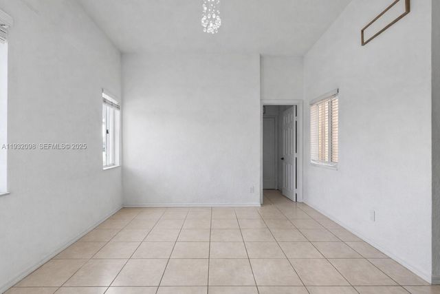 2467 SE 19th St, Homestead, FL 33035