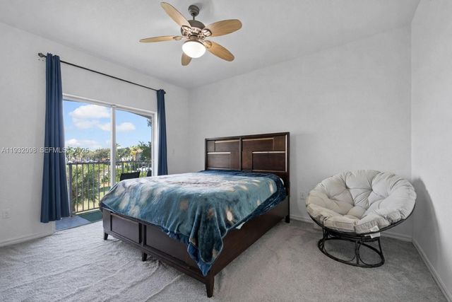 2467 SE 19th St, Homestead, FL 33035