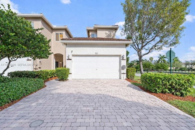 2467 SE 19th St, Homestead, FL 33035