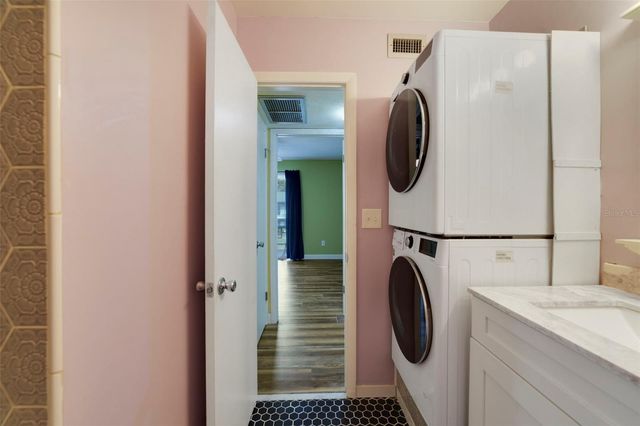 825 N PRIMROSE DRIVE 204, Orlando, FL 32803