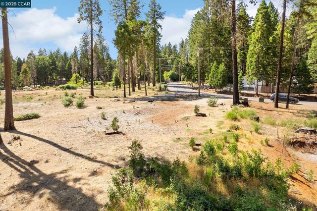 14080 Temple Cir, Magalia, CA 95954