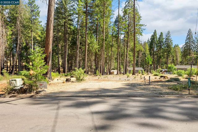 14080 Temple Cir, Magalia, CA 95954