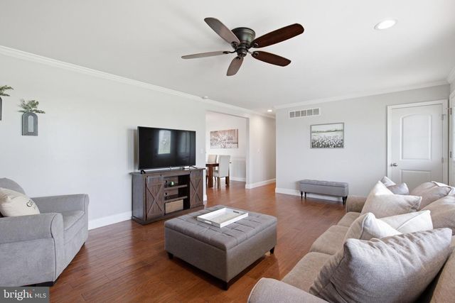 1595 OLD SKIPPACK RD, Harleysville, PA 19438