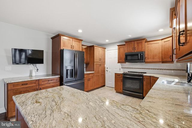 1595 OLD SKIPPACK RD, Harleysville, PA 19438