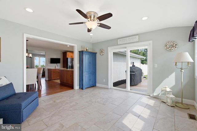 1595 OLD SKIPPACK RD, Harleysville, PA 19438
