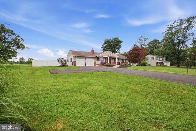 1595 OLD SKIPPACK RD, Harleysville, PA 19438