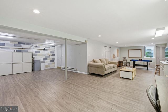 1595 OLD SKIPPACK RD, Harleysville, PA 19438