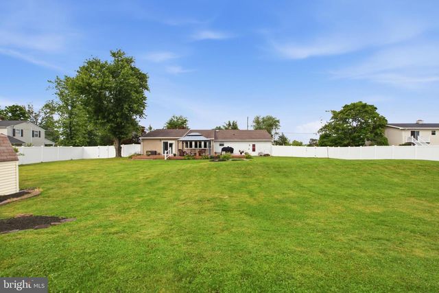 1595 OLD SKIPPACK RD, Harleysville, PA 19438
